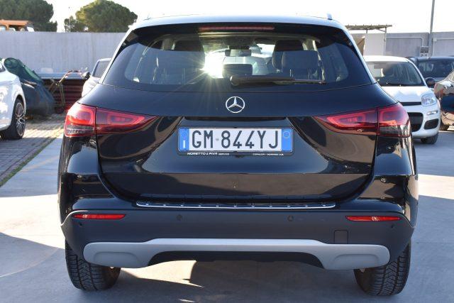 MERCEDES-BENZ GLA 200 d Automatic Business Extra