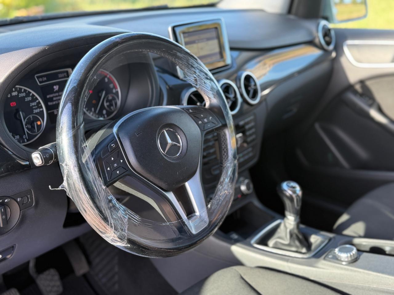 Mercedes-benz B 180 CDI BlueEFFICIENCY Executive