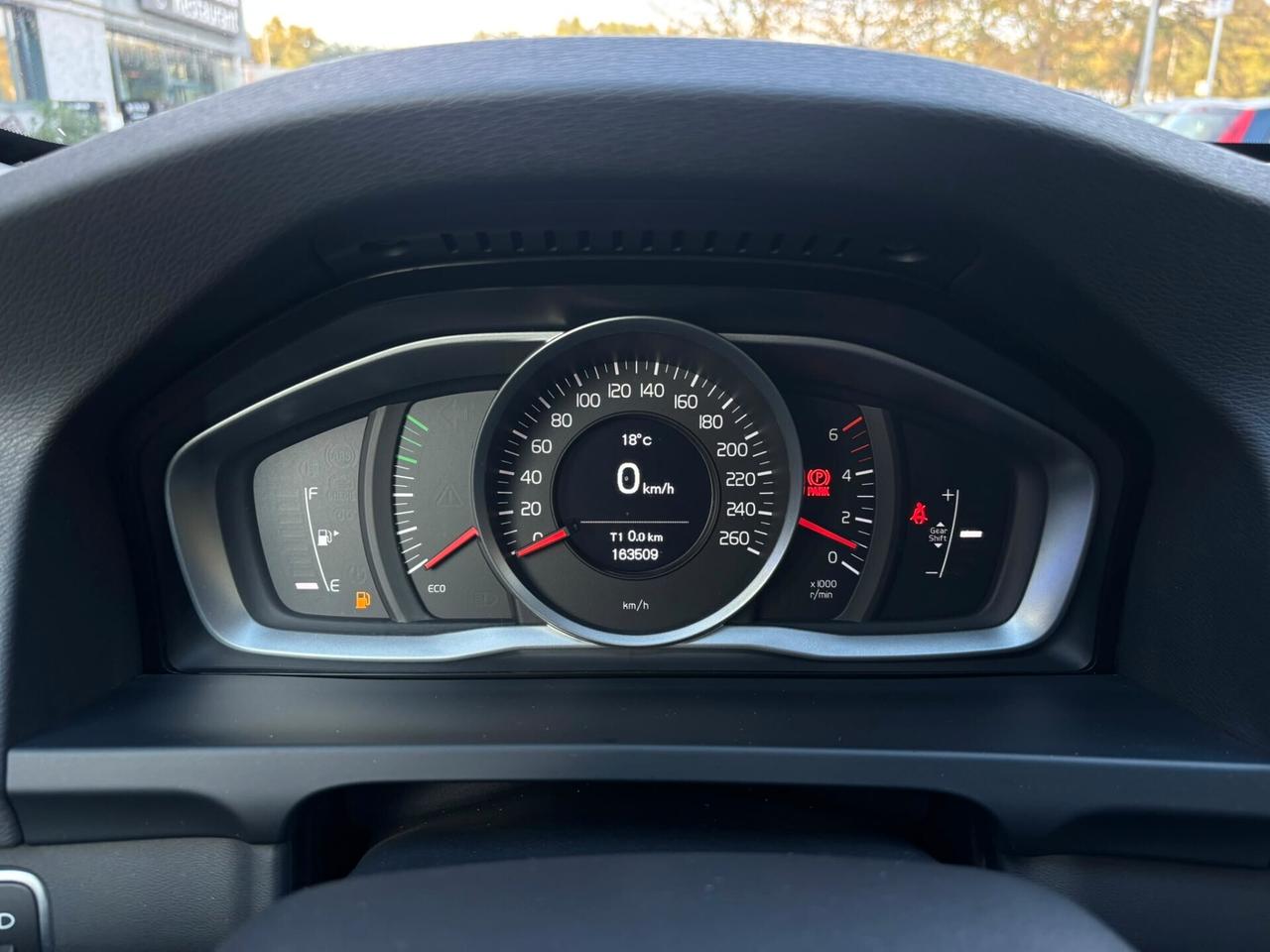 Volvo V60 Cross Country D3 Summum