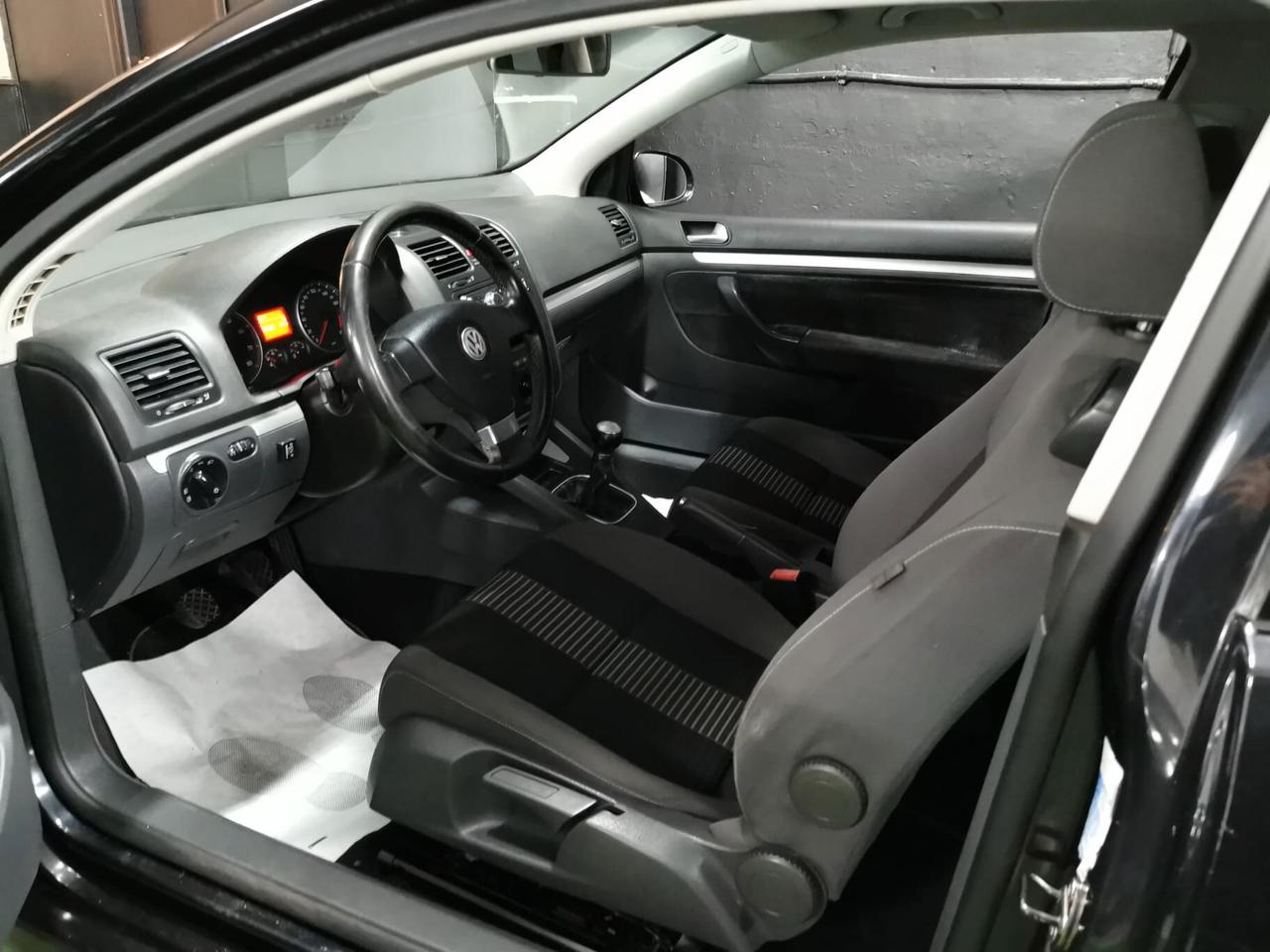 Volkswagen Golf 1.6 3p. GPL allestimento GTI