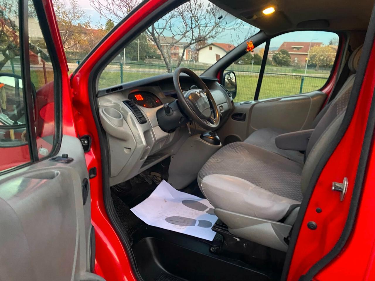 Renault Trafic II Furgone 2.5 DCi 150cv AUTOMATICO