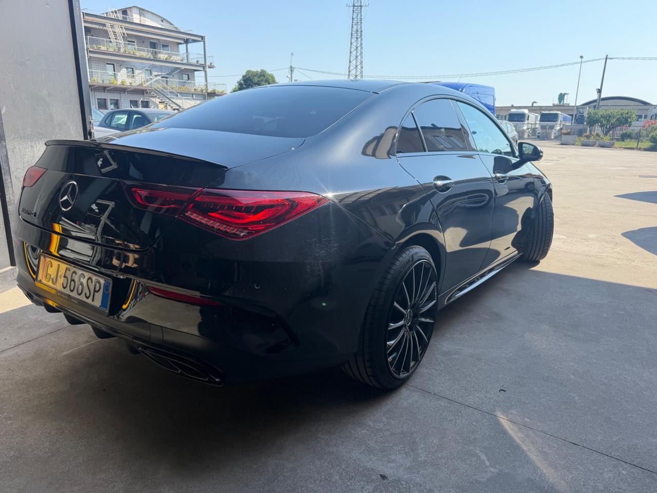 Mercedes-benz CLA 200 Automatic Premium AMG