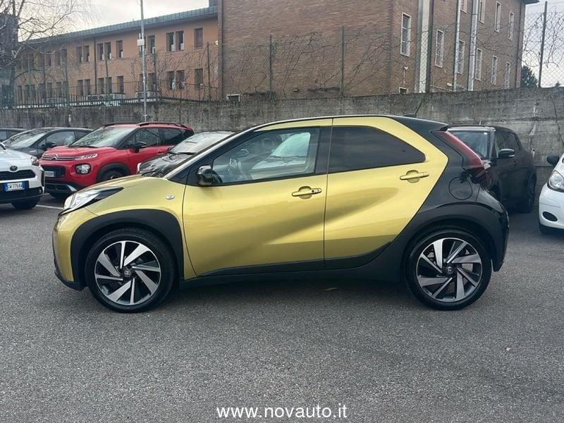 Toyota Aygo X 1.0B (72 CV) Lounge S-CVT