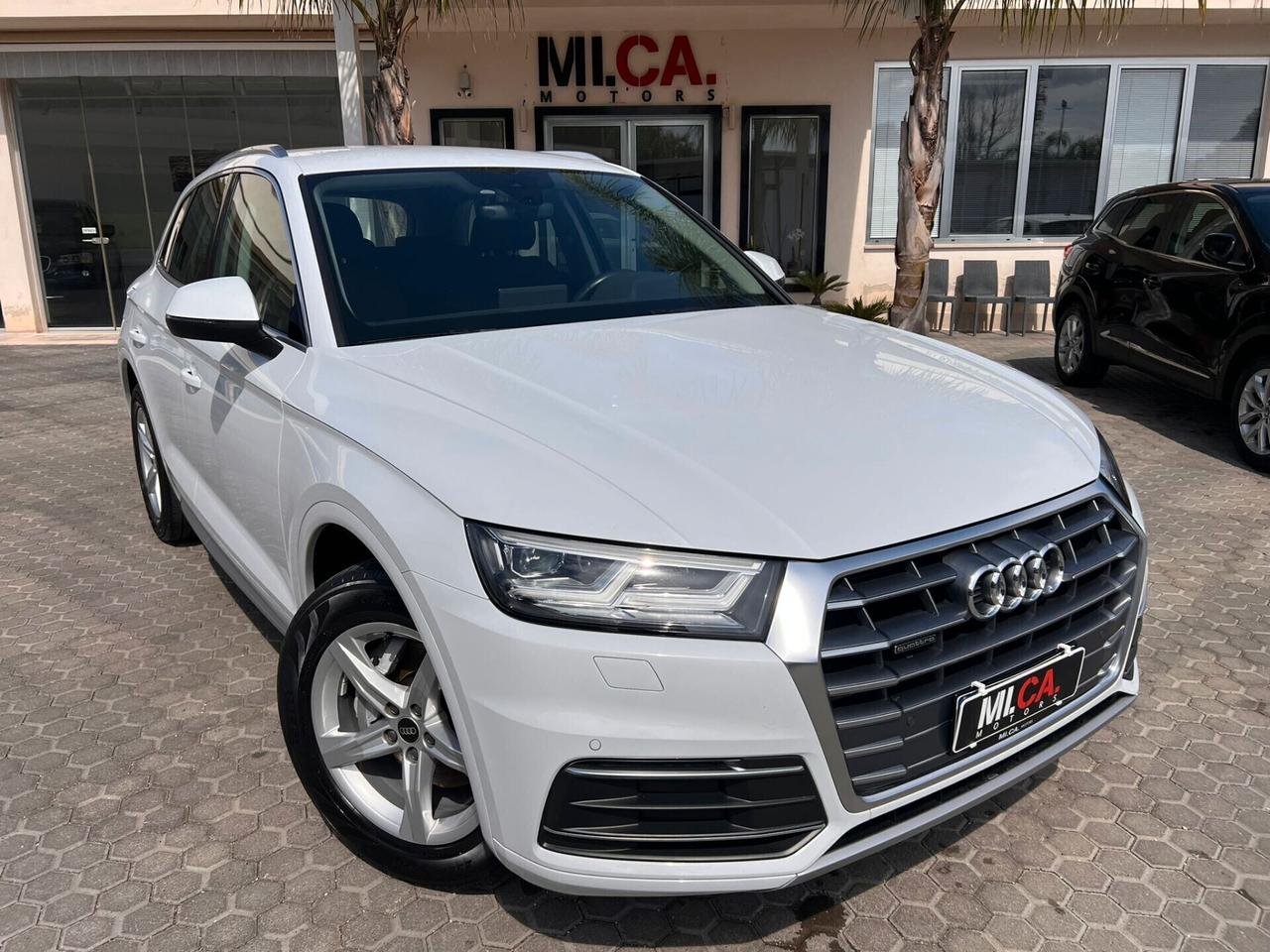 Audi Q5 40 TDI quattro S tronic Business Sport