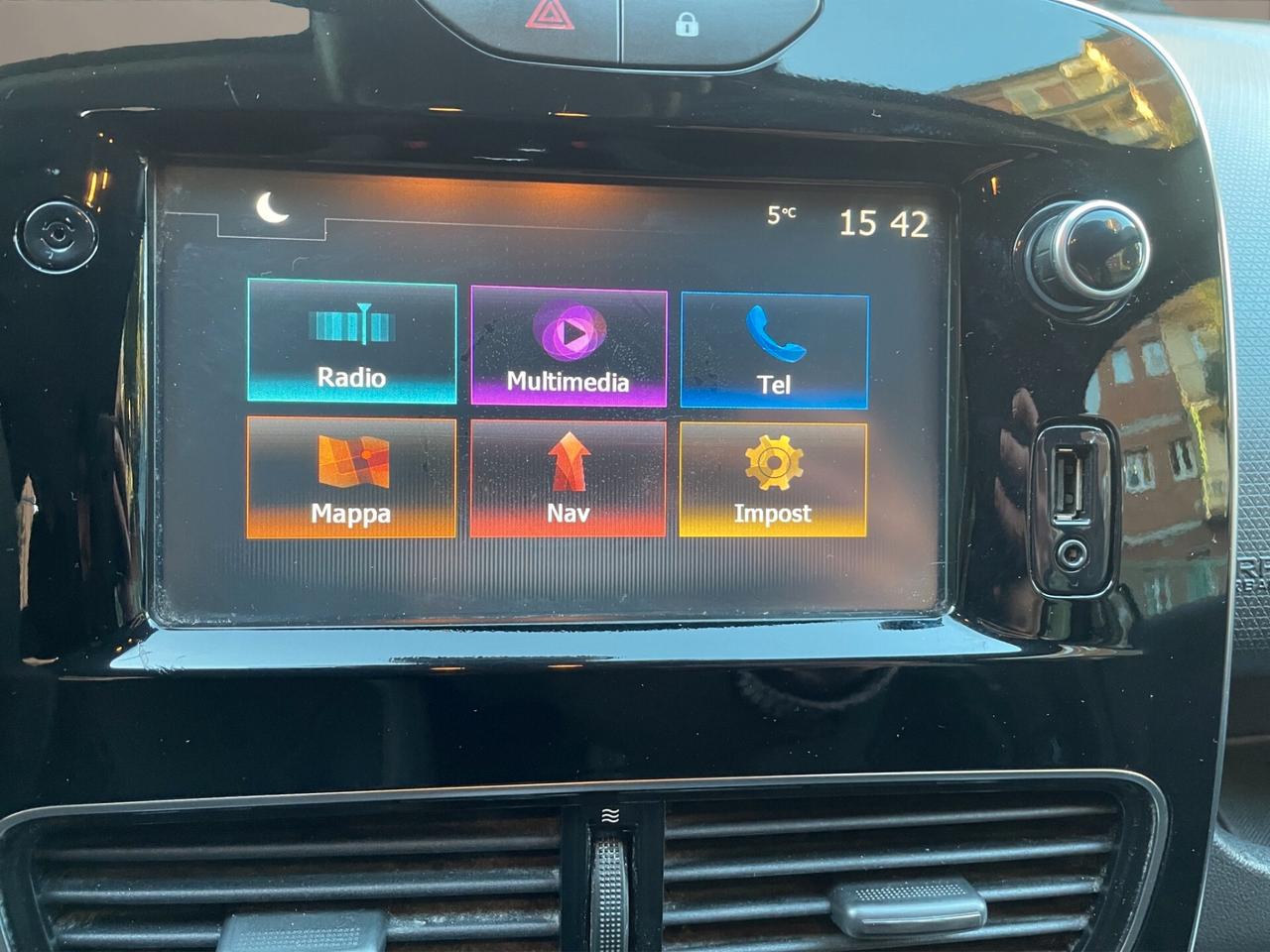 Renault Clio NEOPATENTATI - GPL