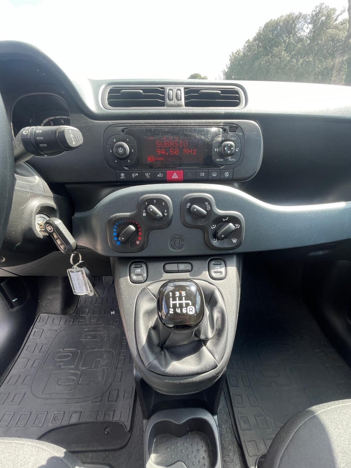 Fiat Panda Hibrid Clima Bluetooth Antifurto 2021 garantita