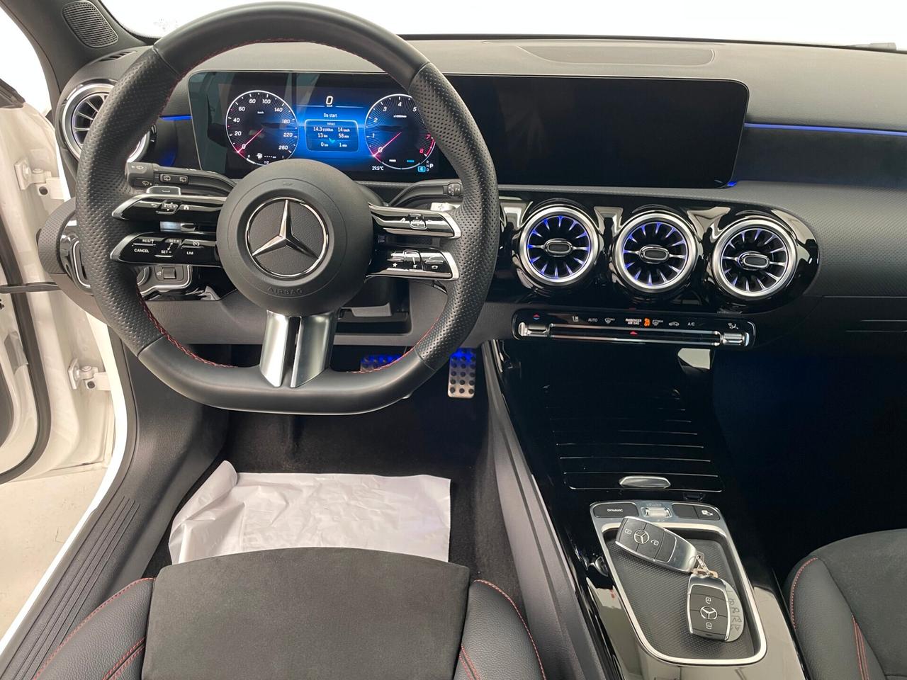 Mercedes-benz A 180 1.3 136CV Automatic AMG Line Premium Plus