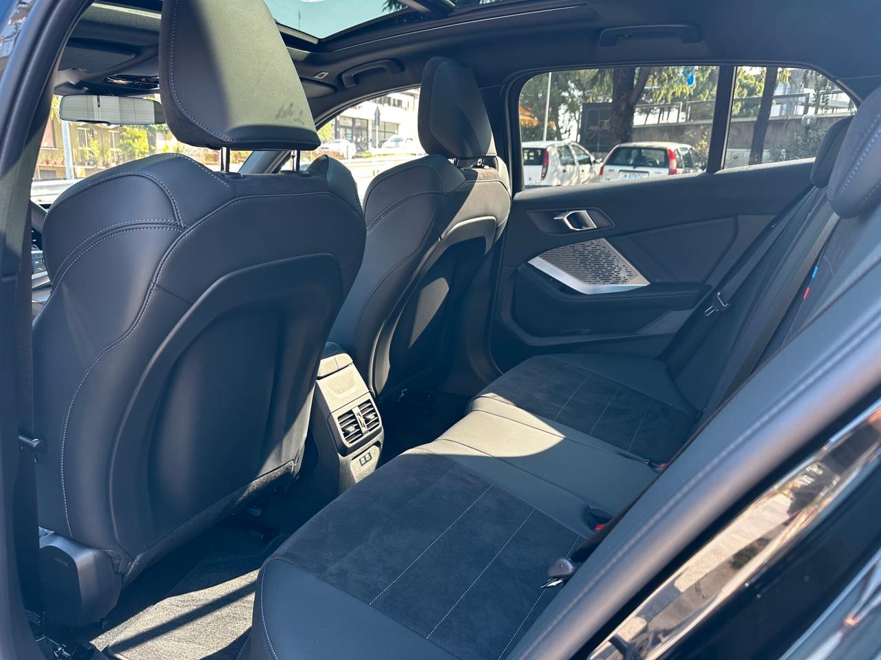 Bmw 120d 48V M Sport TETTO PANORAMICO_FARI MATRIX oLED_CERCHI 19