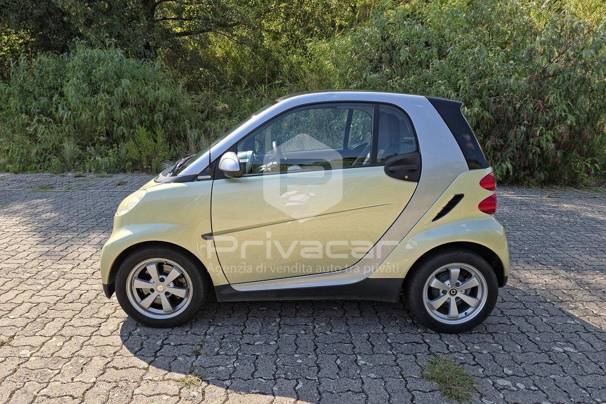 SMART fortwo 1000 52 kW MHD coupé pure