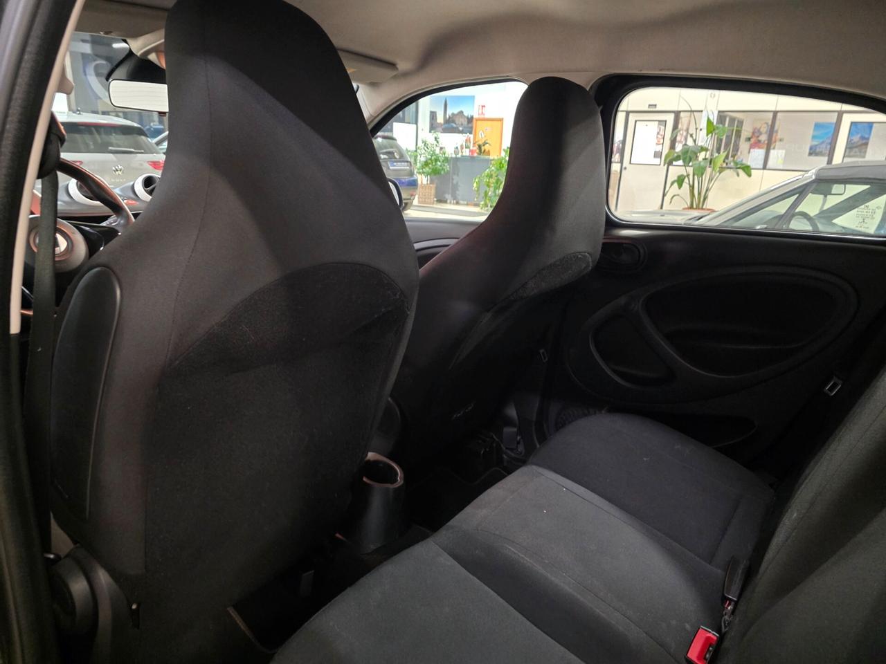 Smart ForFour 70 1.0 Youngster