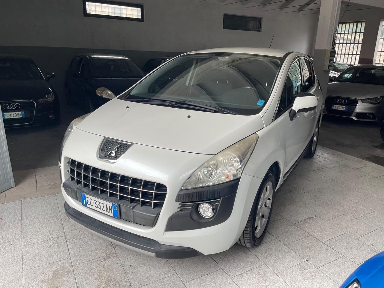 Peugeot 3008 1.6 HDi 110CV cambio robotizzato Premium