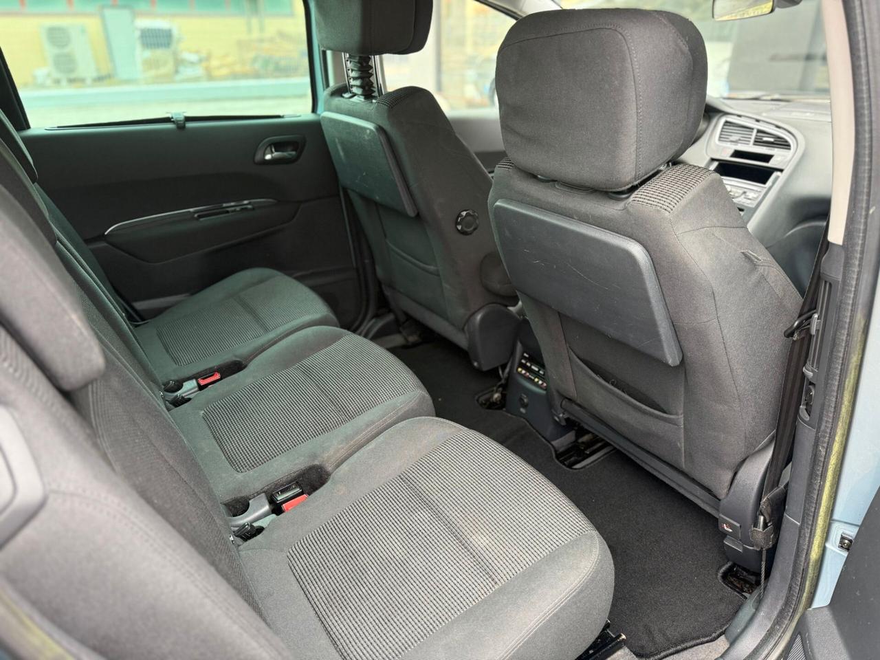 PEUGEOT 5008 2.0 D 7 POSTI 2011 12 MESI DI GARANZIA