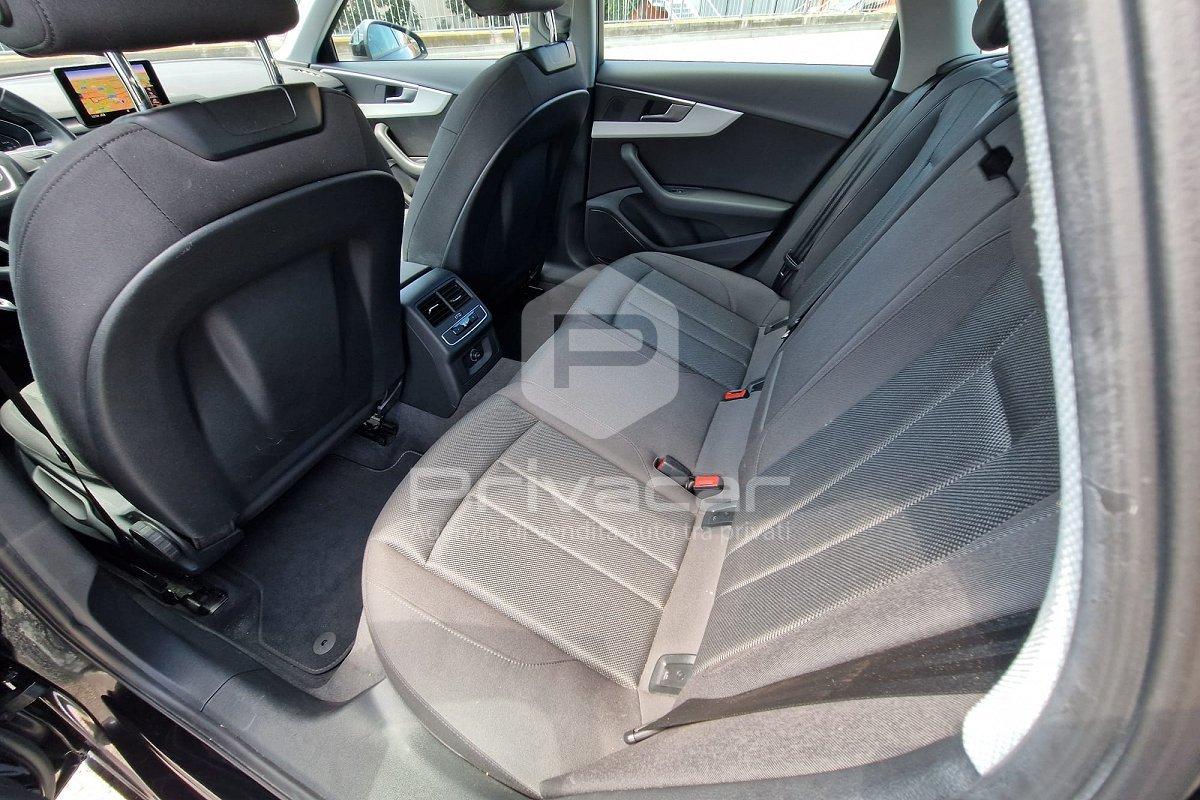 AUDI A4 Avant 35 TDI S tronic Business