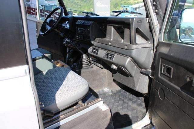LAND ROVER Defender 90 2.5Td5 SE 6 POSTI-CLIMA-GANCIO