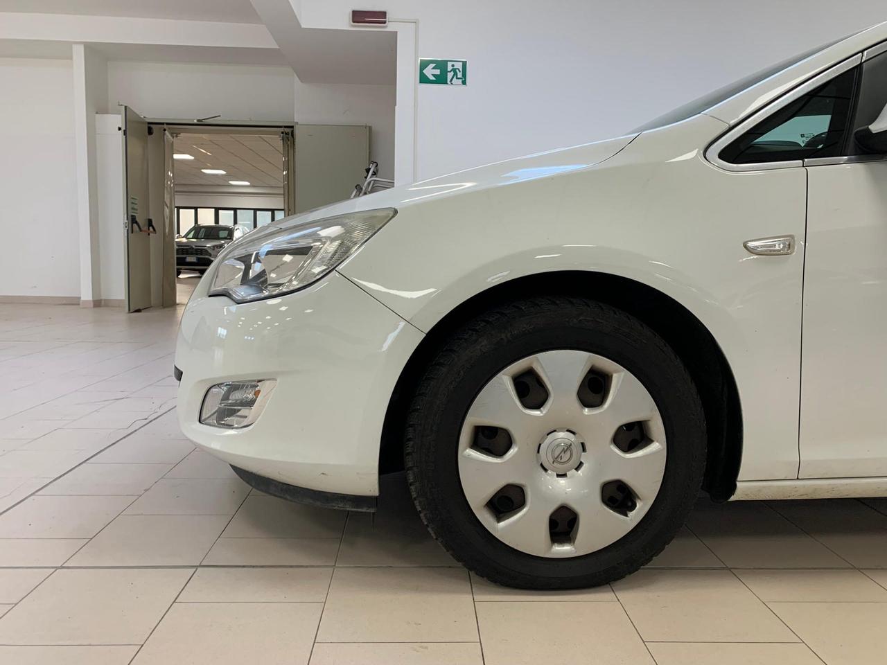 Opel Astra Sports Tourer 1.7 cdti Cosmo 125cv