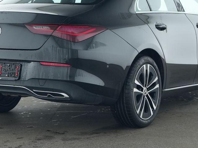 MERCEDES-BENZ CLA 180 Automatic Progressive Advanced