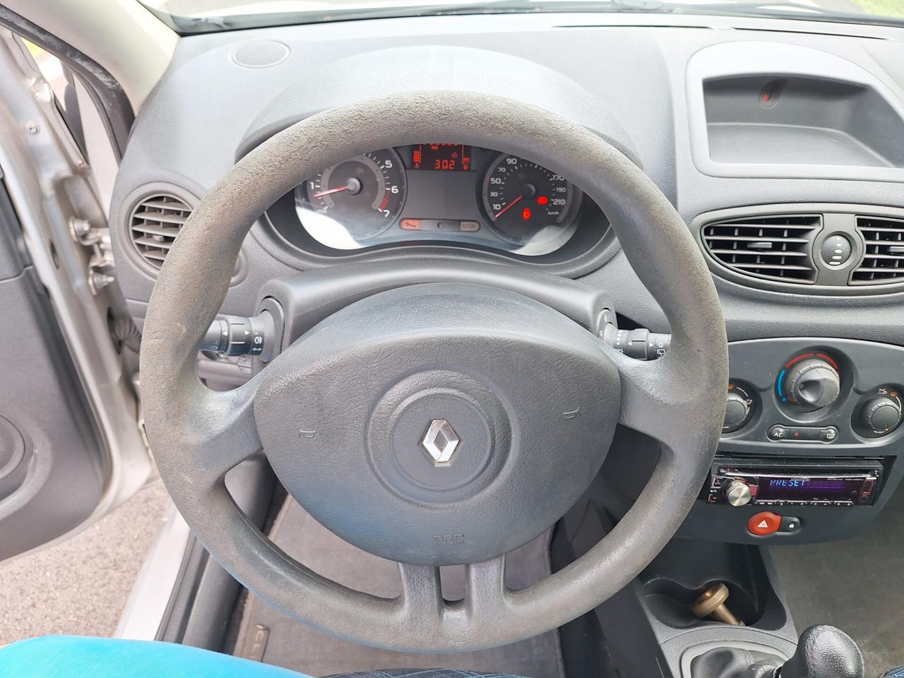 Renault Clio 1.2 B/GPL 75 CAVALLI OK NEOPATENTATI - 2008