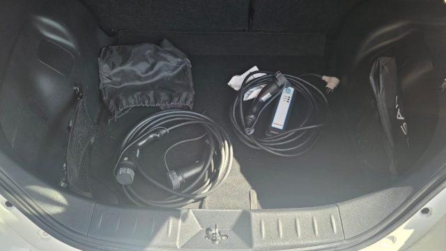 NISSAN Leaf N-Connecta 40 kWh