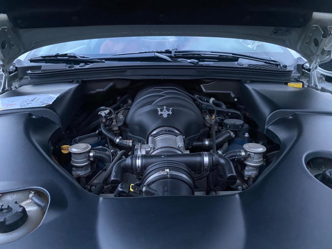Maserati GranTurismo V8 CARTIER/LED FERRARI ENGINE2014