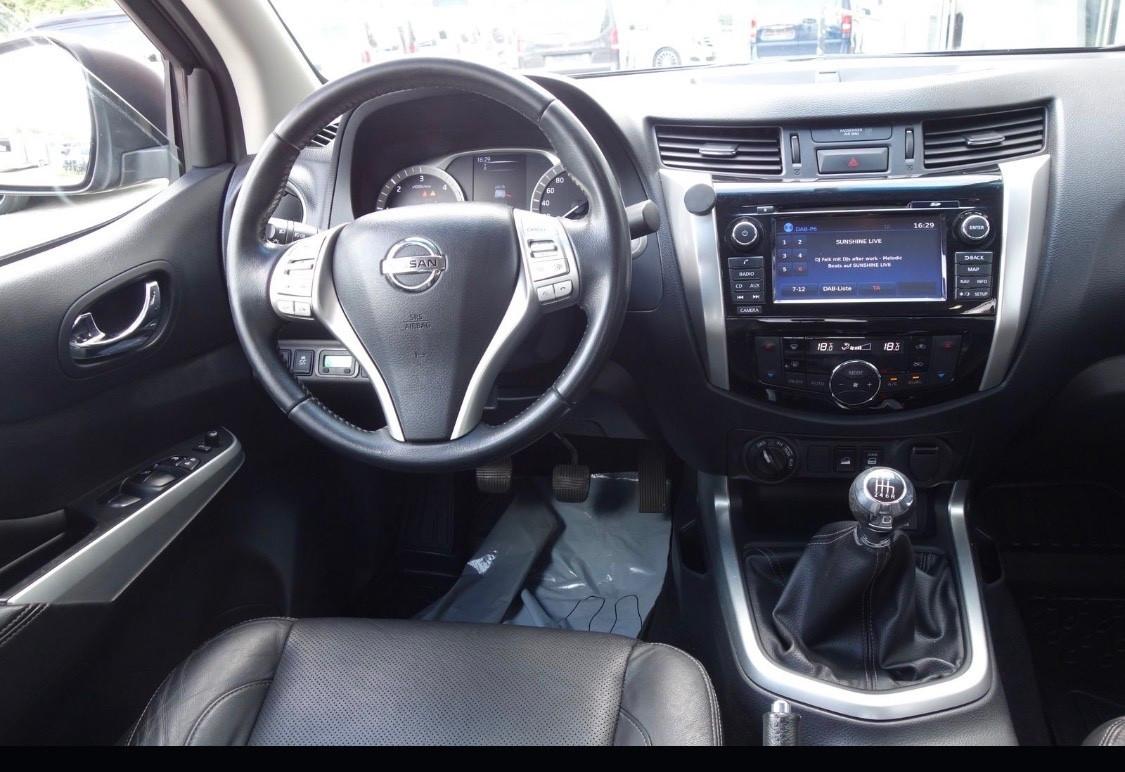 Nissan Navara 2.3 dCi 190 CV 7AT 4WD Double Cab N-Connecta