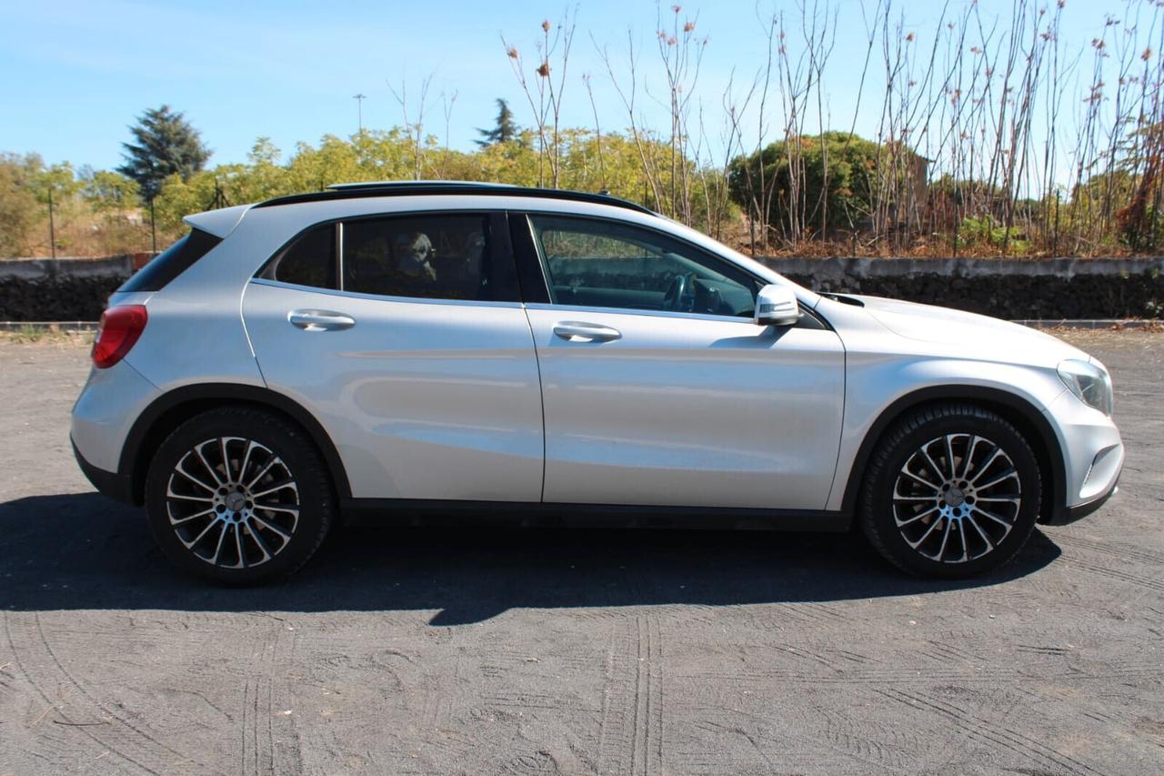 Mercedes-benz GLA 200 GLA 200 CDI Automatic 4Matic Sport