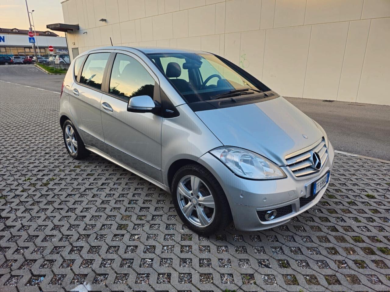 Mercedes-benz A 160 benzina