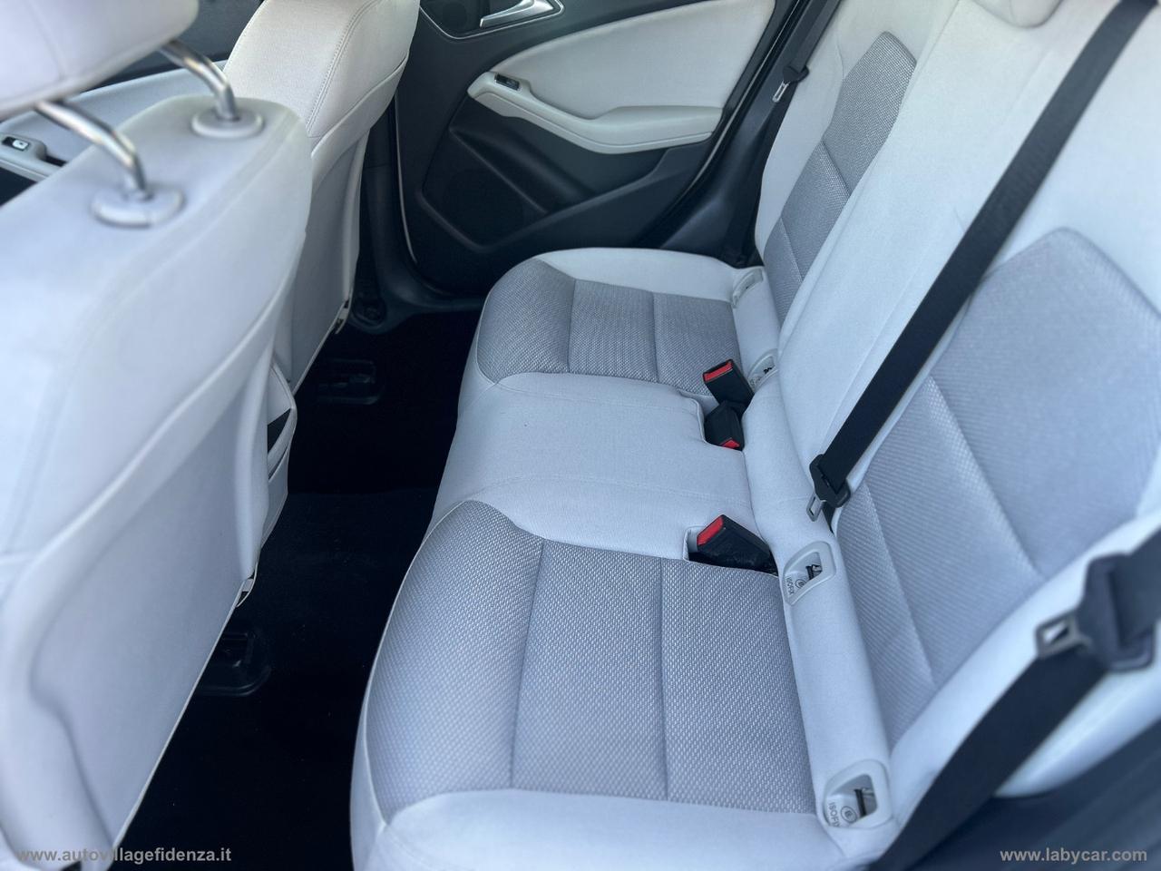 MERCEDES-BENZ A 180 CDI Sport