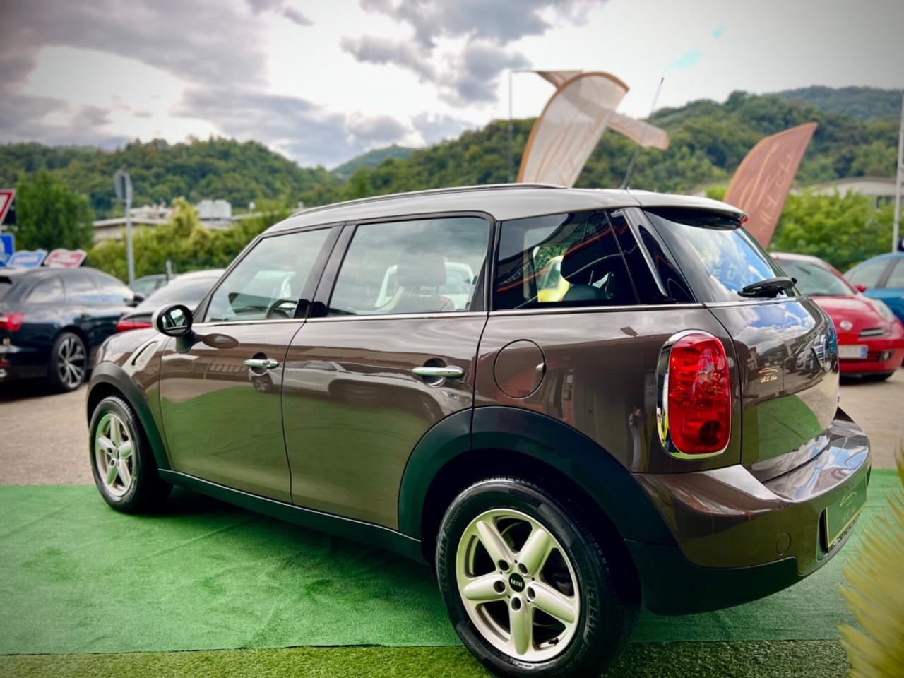 Mini Cooper SD Countryman Mini 1.6 **AUTOMATICA**