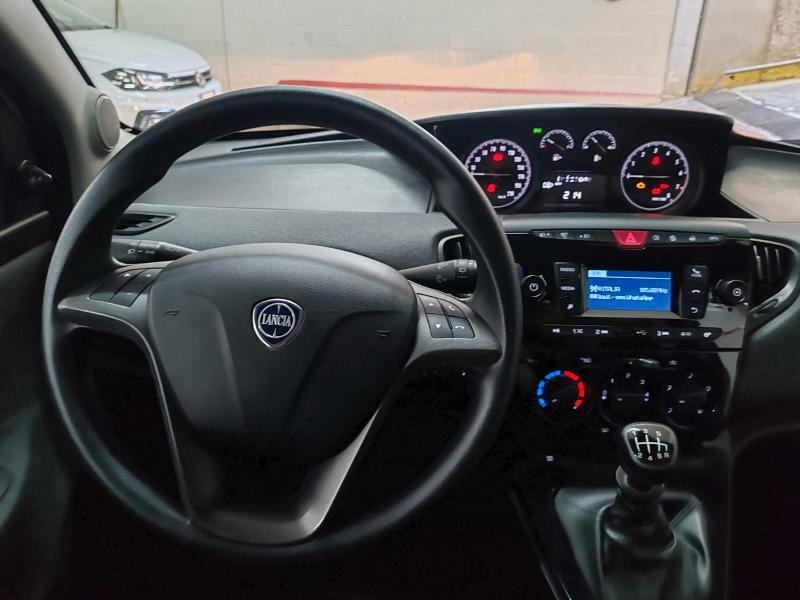 Lancia Ypsilon 5 Porte Ypsilon 1.0 hybrid Silver s&s 70cv
