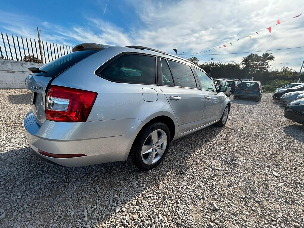 Skoda Octavia 1.6 TDI CR 115 CV Wagon Executive