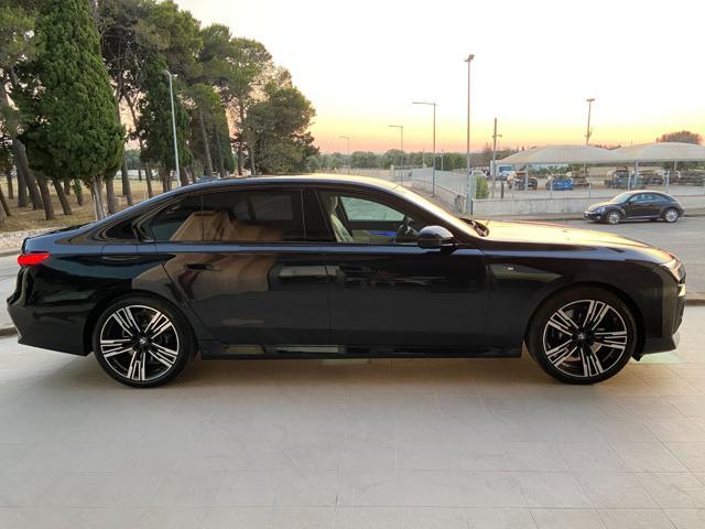 BMW 740 d xDrive Msport CON SOLI 3954 KM.