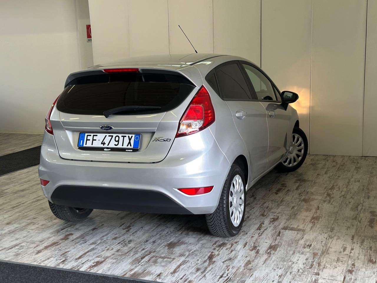 Ford Fiesta 1.4 5 porte Bz.- GPL Black & White Edition Ok Neopatentati