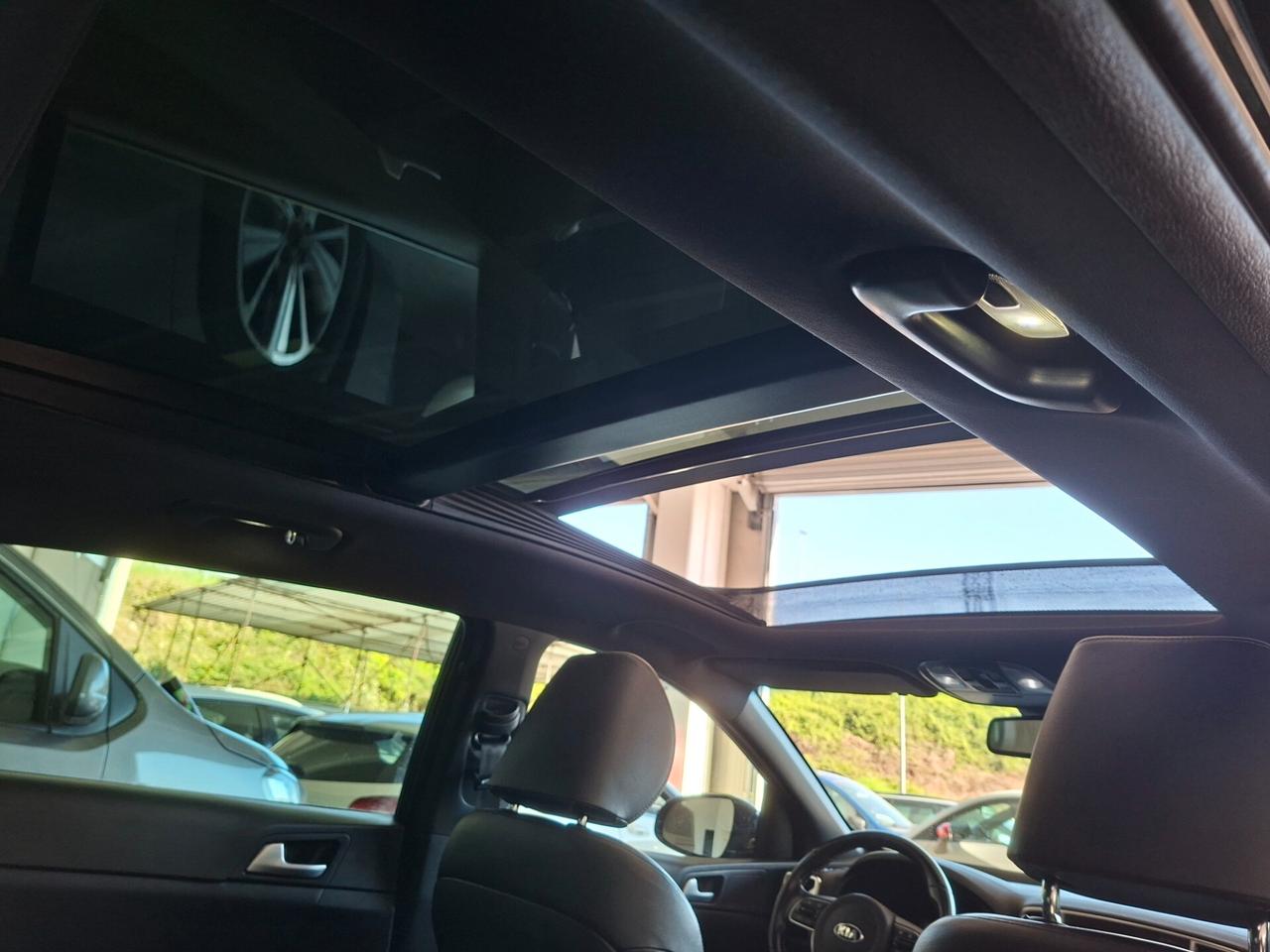 Kia Sportage AUTOMATICO / FULL OPTIONAL / GANCIO TRAINO / EURO 6B