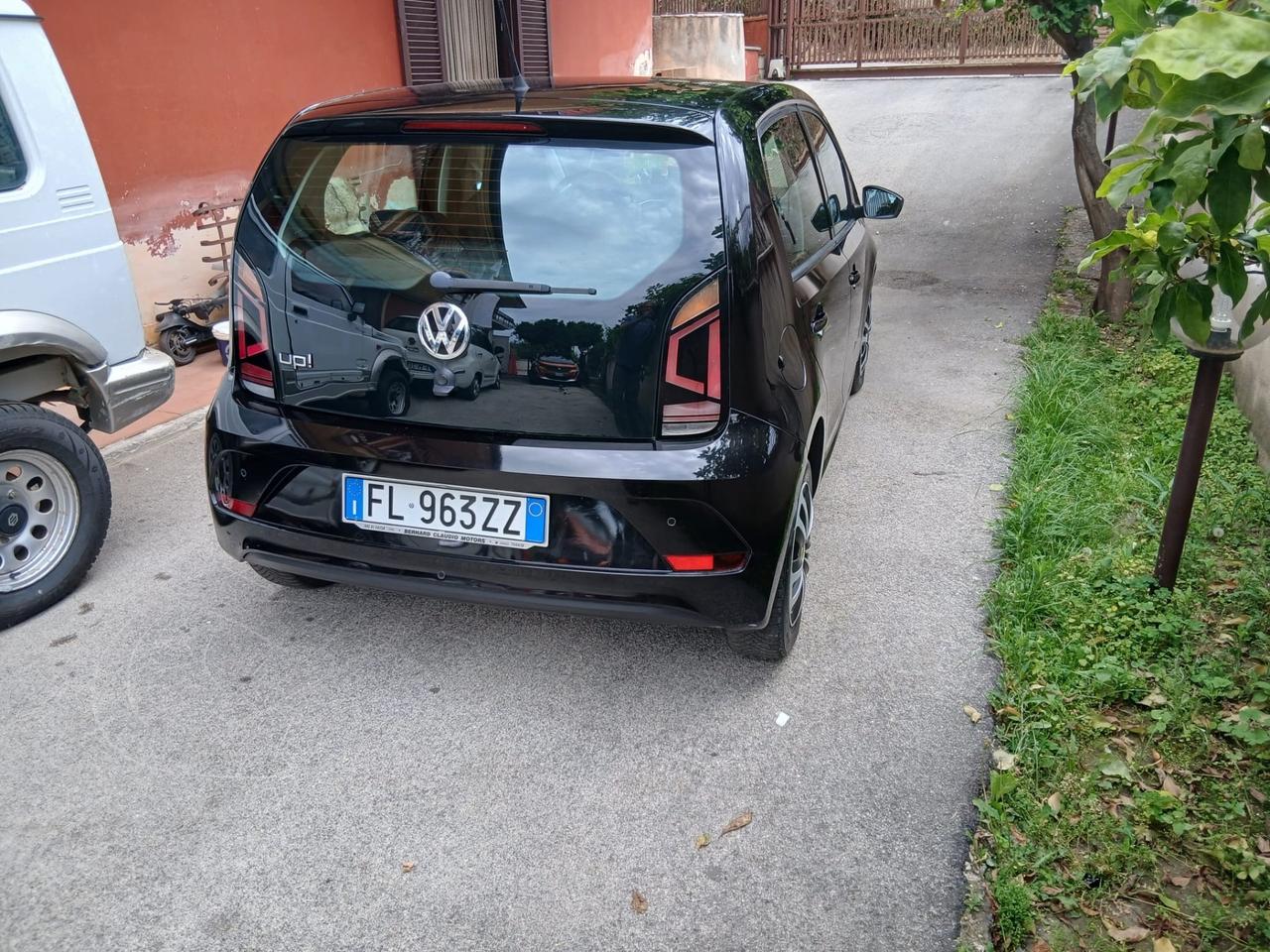 Volkswagen up! 1.0 5p. move