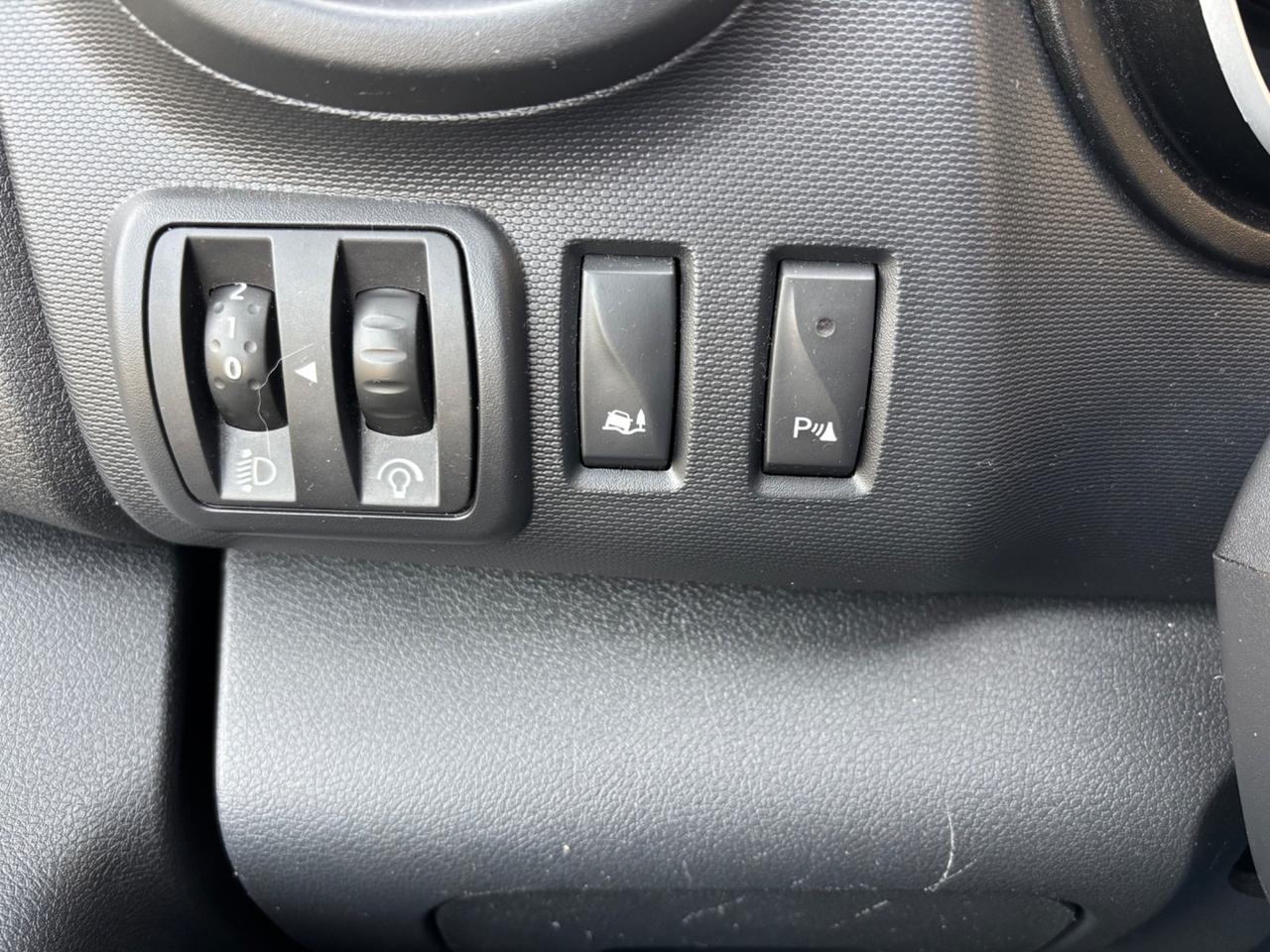 Renault Trafic T27 2.0 dCi 120CV 6 POSTI - 05/2021