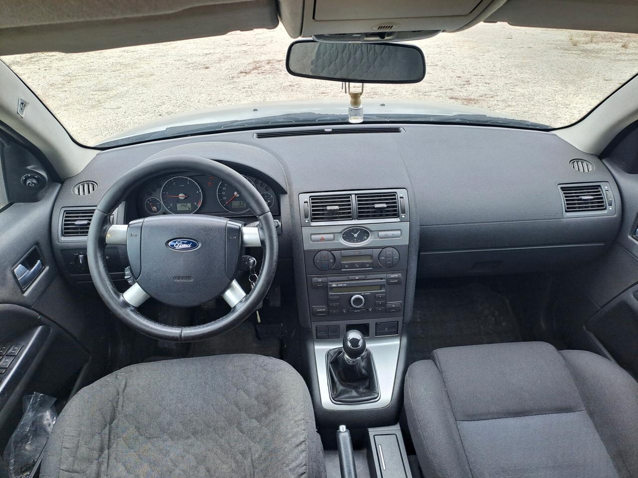 Ford Mondeo 2.0 16V TDCi (130CV) 4p.