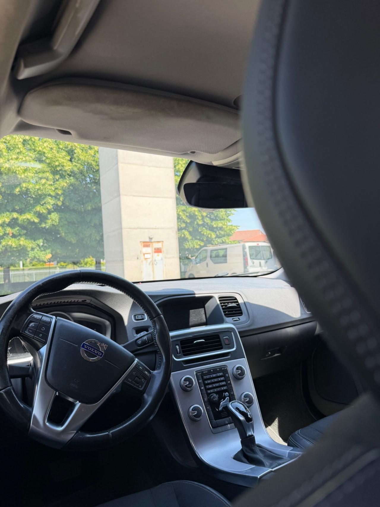 Volvo V60 Cross Country D4 Geartronic Pro