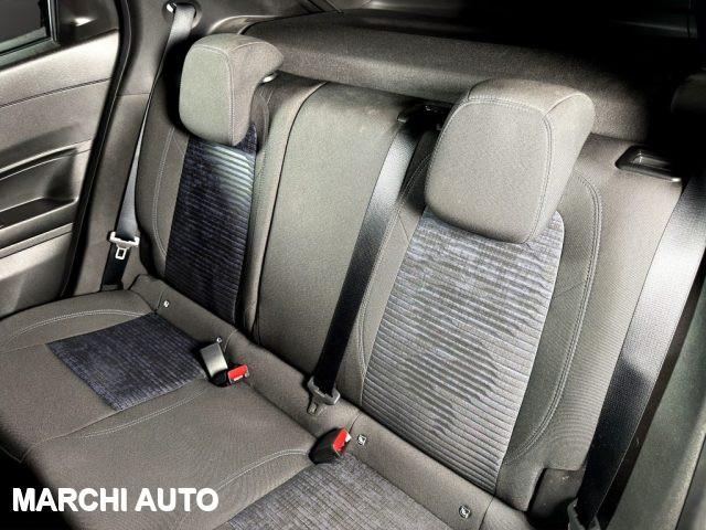 ALFA ROMEO Junior 1.2 136 CV Hybrid eDCT6