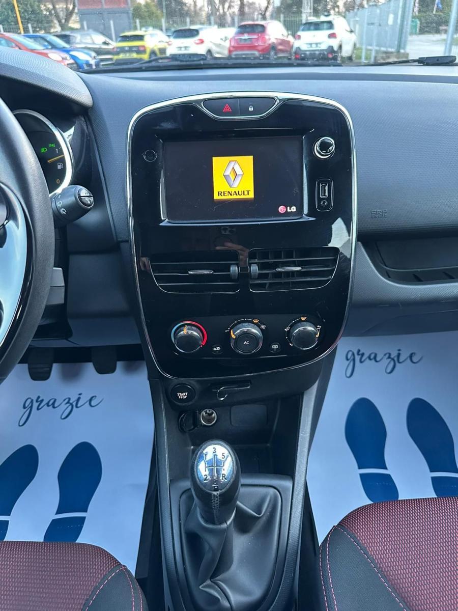 RENAULT - Clio - 1.2 75 CV 5p. NEOPATENTATI