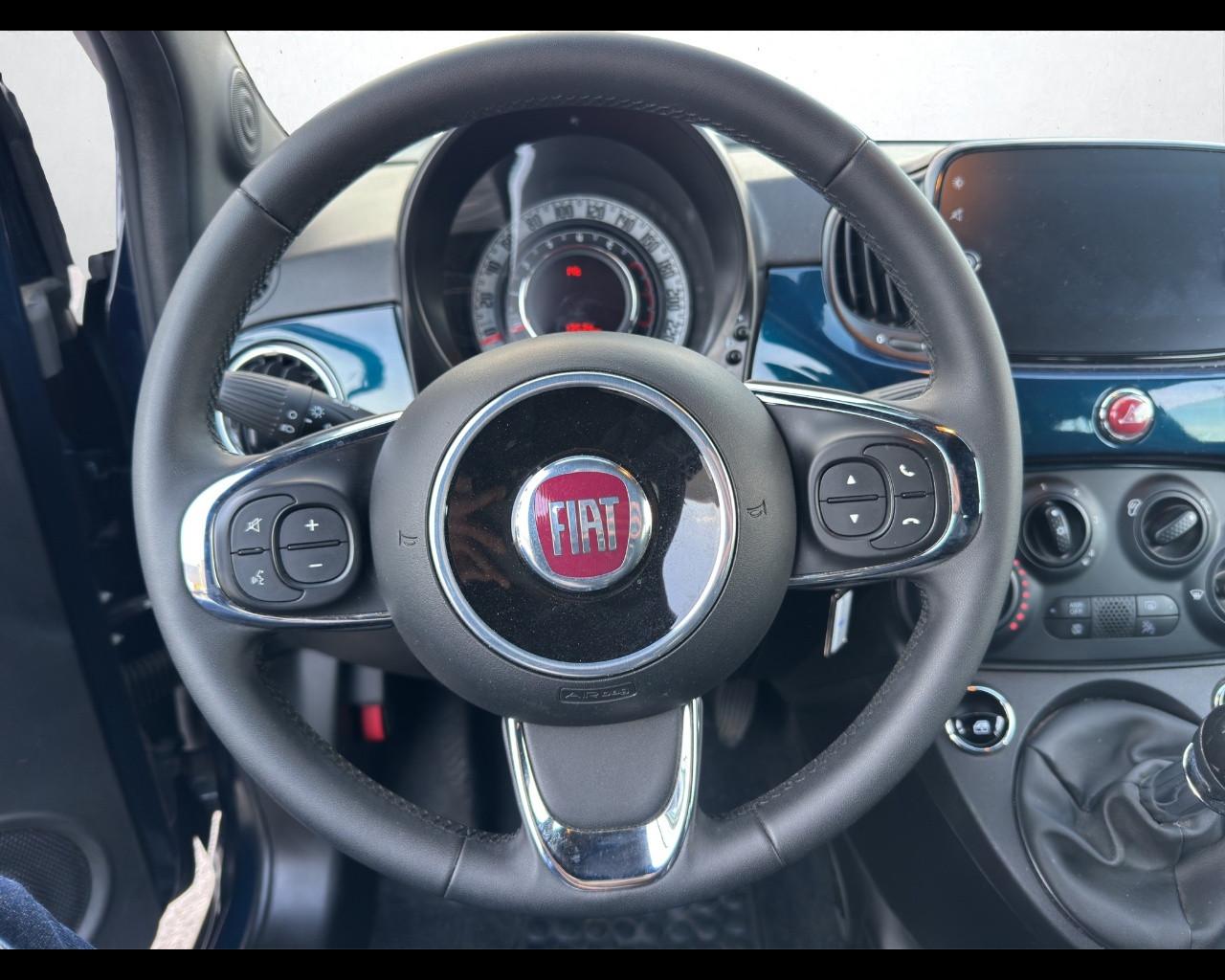 FIAT 500 (2015-2024) - 500 C 1.0 Hybrid Dolcevita