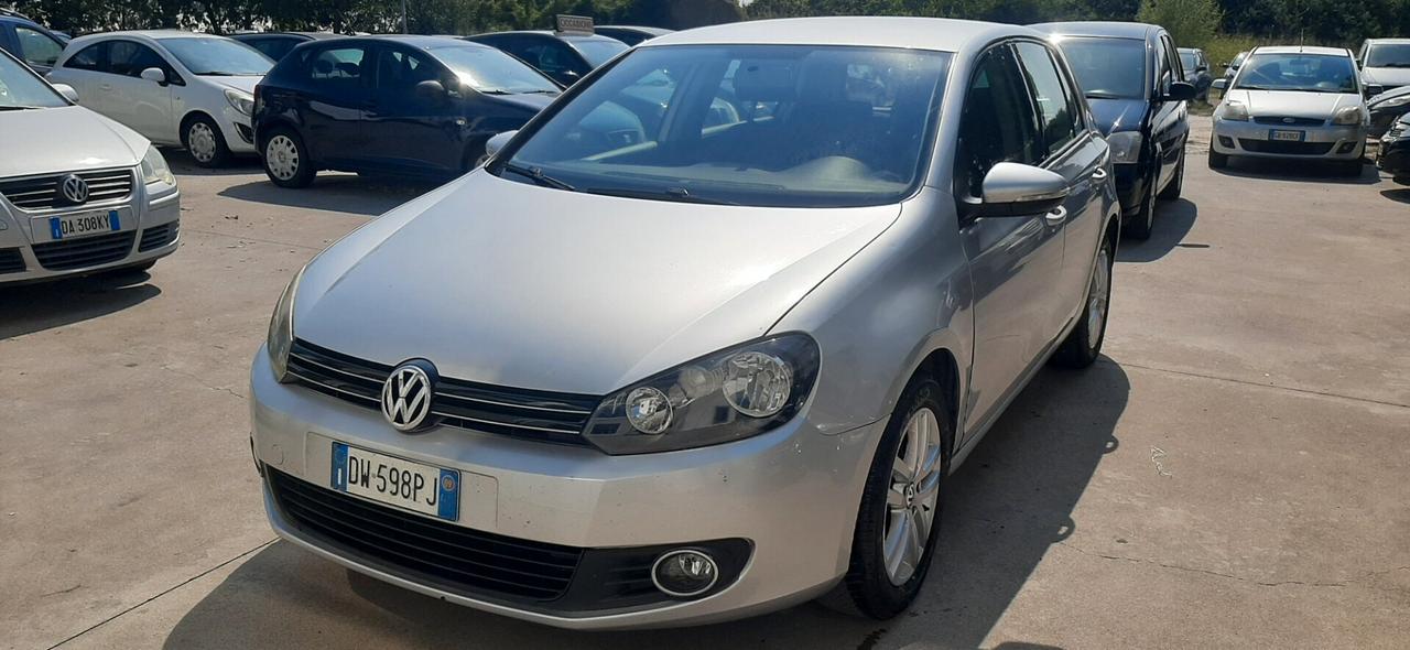 Volkswagen Golf 1.6 gpl benzina gpl valido 2029