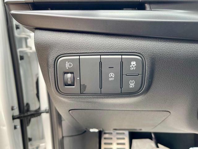 HYUNDAI Bayon 1.2 MPI MT XLine - km0