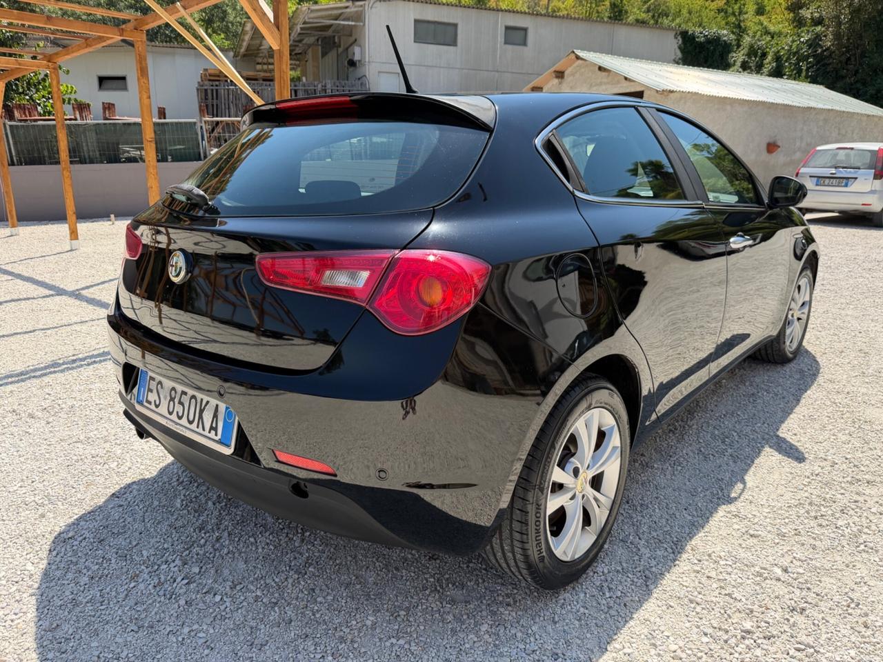 Alfa Romeo Giulietta 1.6 JTDm-2 105 CV Exclusive