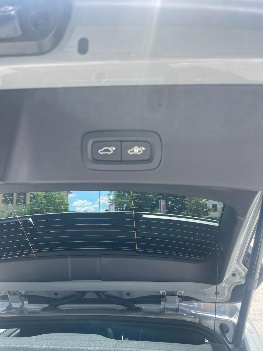 VOLVO - XC40 - B3 automatico Core