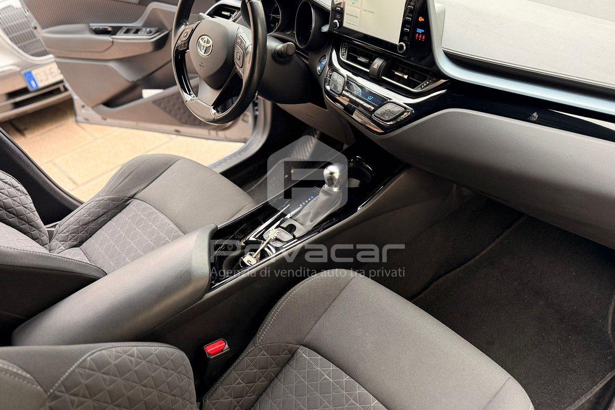 TOYOTA C-HR 1.8 Hybrid E-CVT Trend