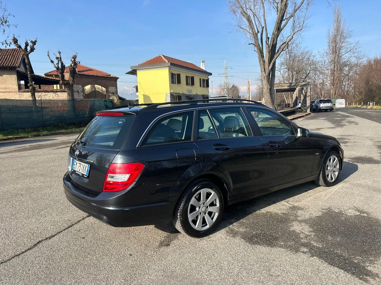 Mercedes-benz C 220 CDI BlueEFFICIENCY Avantgarde