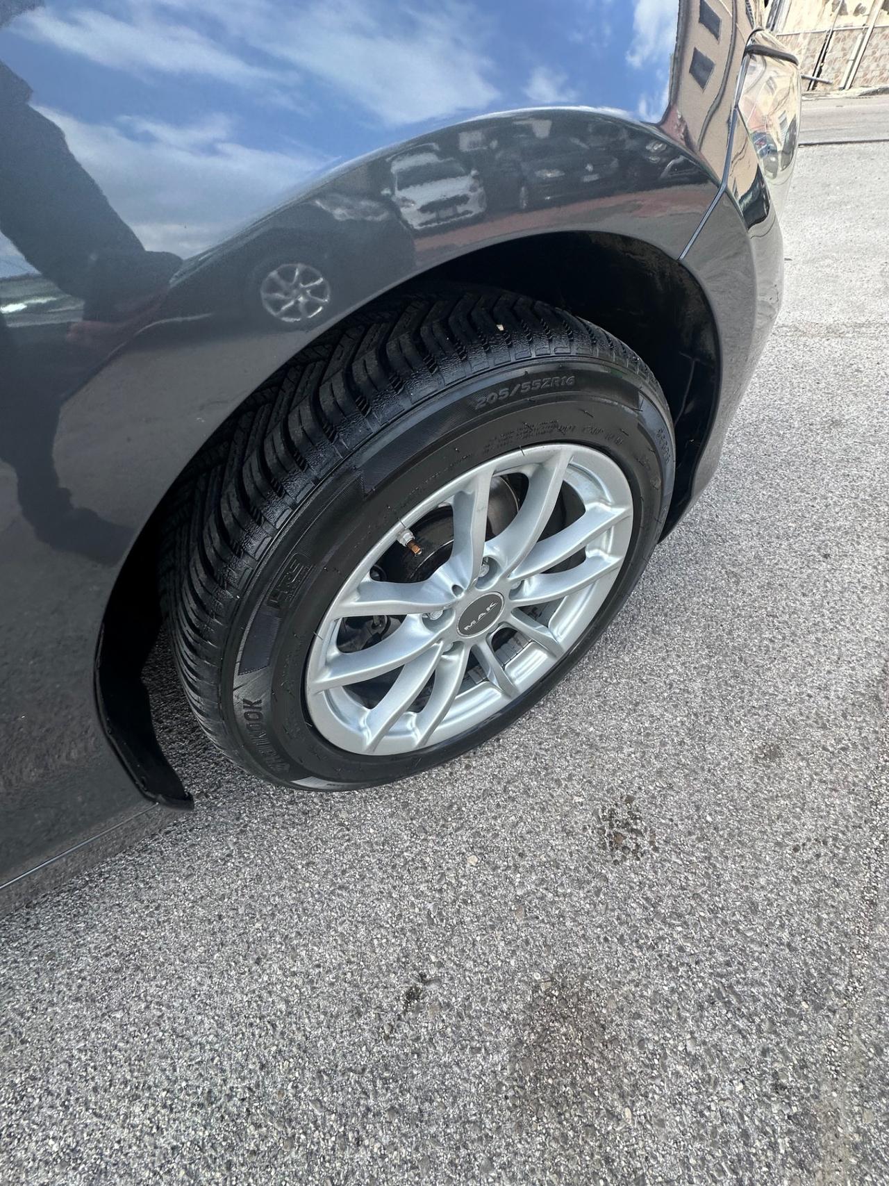 Bmw 116 116d 5p. Urban