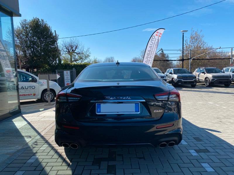 Maserati Ghibli 3.0 V6 Modena 430cv awd auto