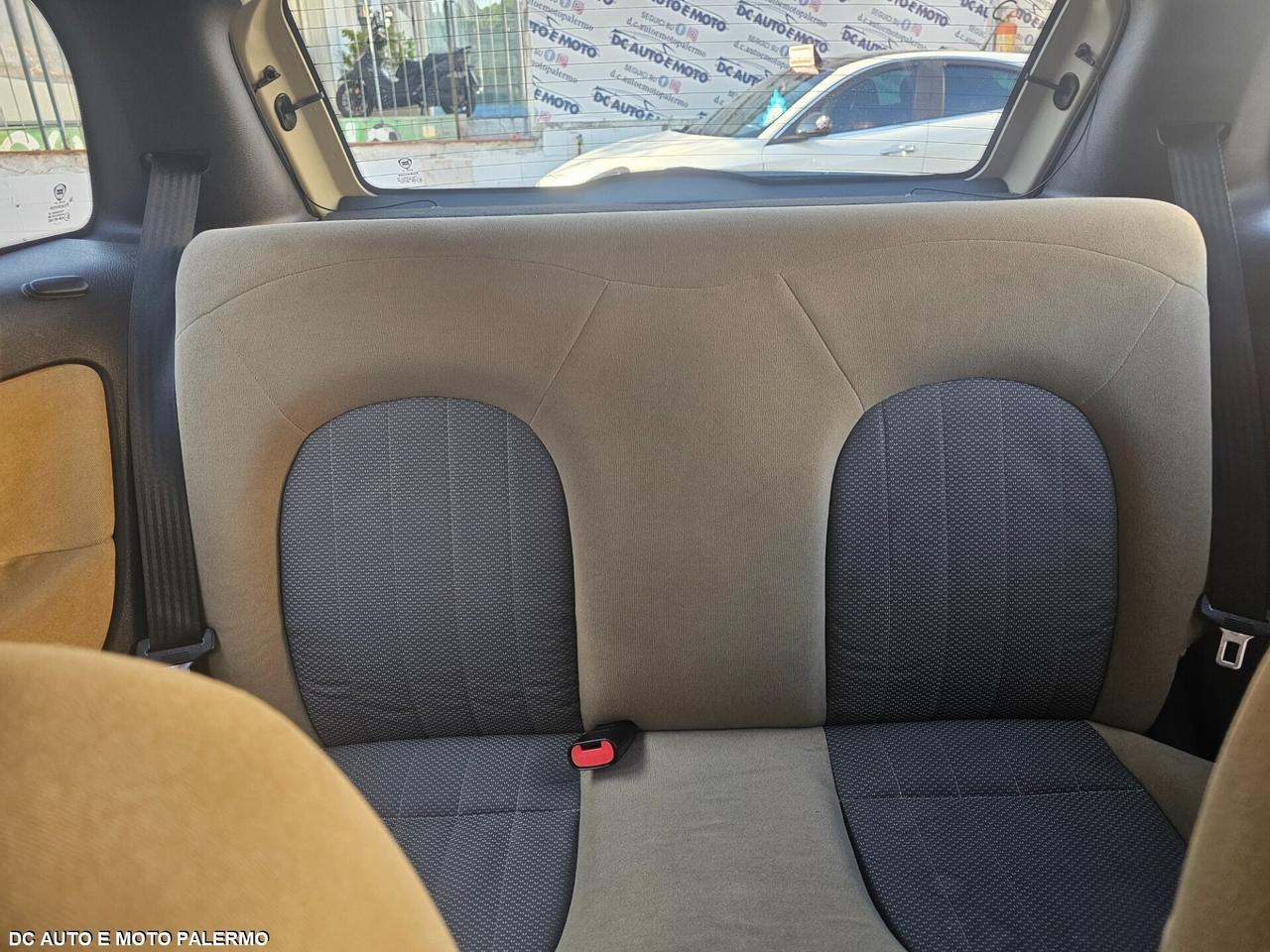 Lancia Ypsilon 1.2 Benzina 60CV.Neopatentati.2007