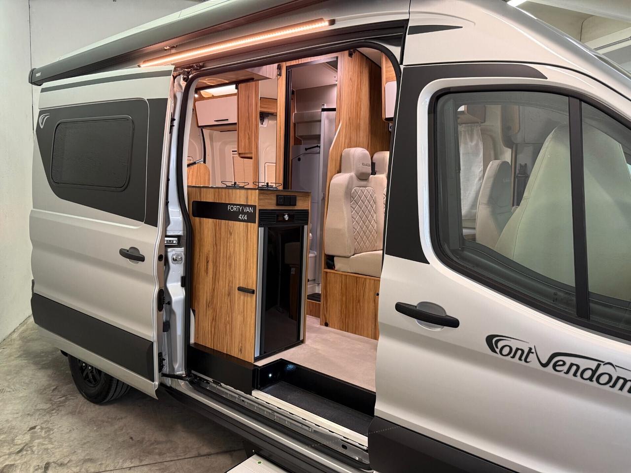 Ford Font Vendome Forty Van 4x4 Elegance